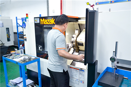 Precision Lathe Machining Center